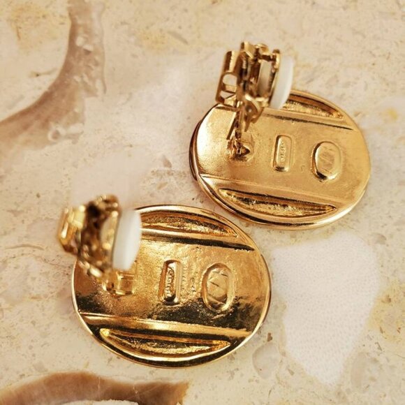 Signed Butler FAC Carnelian Clip on Earrings - Picture 10 of 10